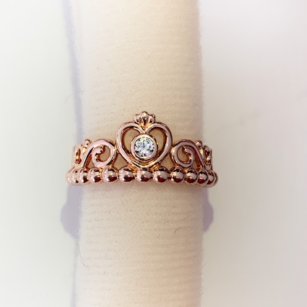 Pandora Princes Tiara Crown Ring